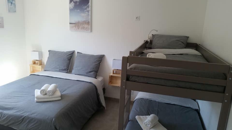 Les Chambres De Toucas Sollies-Toucas Bagian luar foto