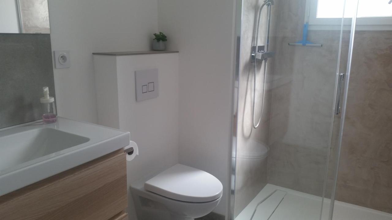 Les Chambres De Toucas Sollies-Toucas Bagian luar foto