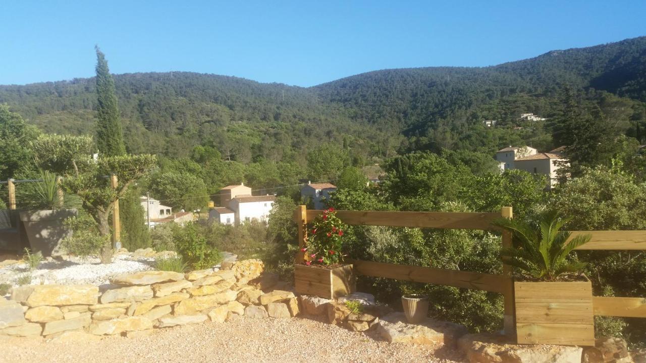Les Chambres De Toucas Sollies-Toucas Bagian luar foto