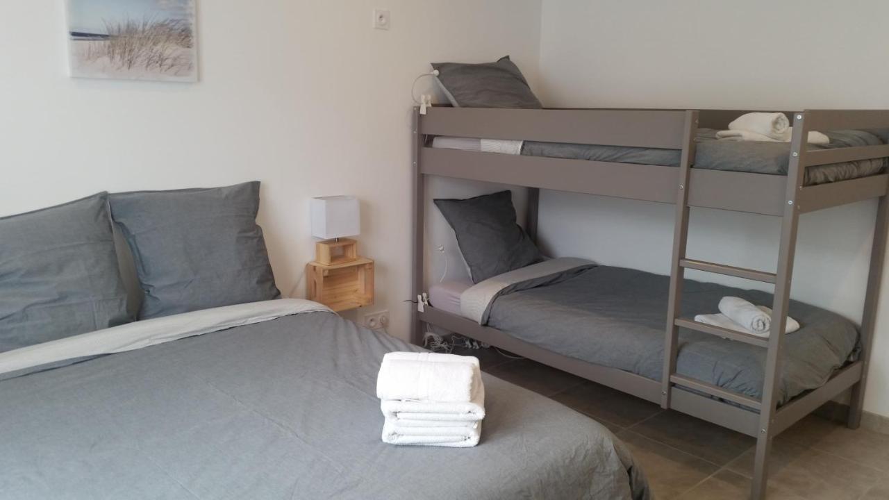 Les Chambres De Toucas Sollies-Toucas Bagian luar foto